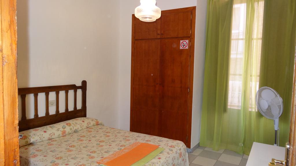 Pension Olympia Granada Quarto foto